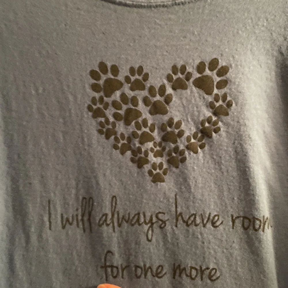 Hanes paw-print cotton tee, 2X - Picture 2 of 5